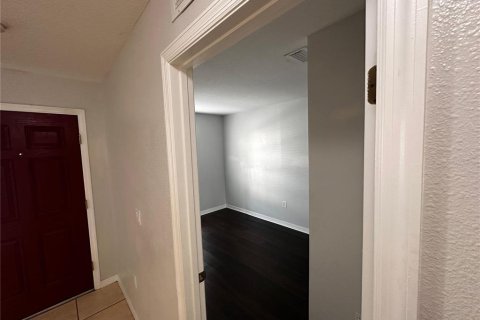 Condominio en alquiler en Kissimmee, Florida, 3 dormitorios, 111.67 m2 № 1782437 - foto 10