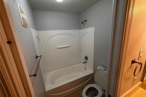 Condominio en alquiler en Kissimmee, Florida, 3 dormitorios, 111.67 m2 № 1782437 - foto 24