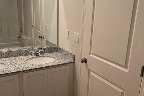 House in Lehigh Acres, Florida 3 bedrooms, 130.9 sq.m. № 1893634 - photo 13