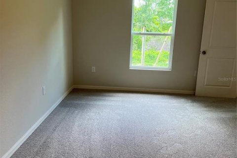 House in Lehigh Acres, Florida 3 bedrooms, 130.9 sq.m. № 1893634 - photo 10