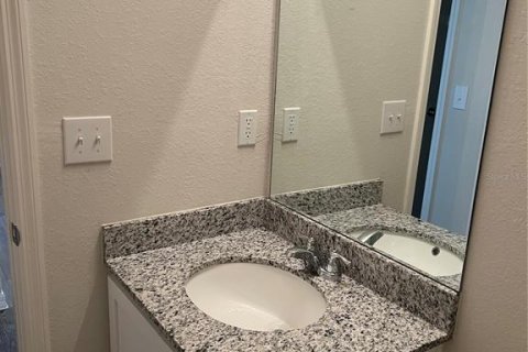 House in Lehigh Acres, Florida 3 bedrooms, 130.9 sq.m. № 1893634 - photo 17