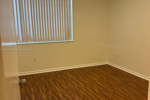 Condo in Miramar, Florida, 3 bedrooms  № 1862068 - photo 23