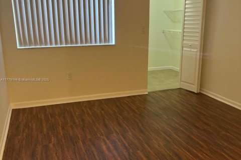 Condo in Miramar, Florida, 3 bedrooms  № 1862068 - photo 18