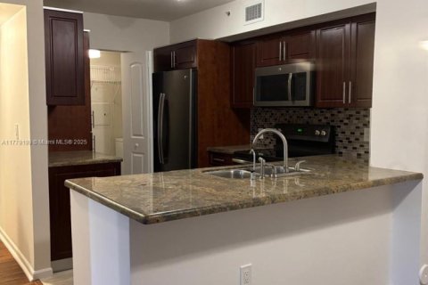 Condo in Miramar, Florida, 3 bedrooms  № 1862068 - photo 11