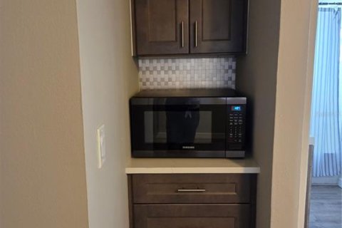 Villa ou maison à louer à Tavares, Floride: 1 chambre, 67.45 m2 № 1734309 - photo 11