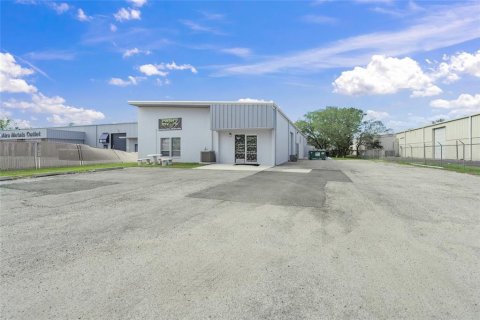Commercial property in Sarasota, Florida 483.18 sq.m. № 1513841 - photo 5