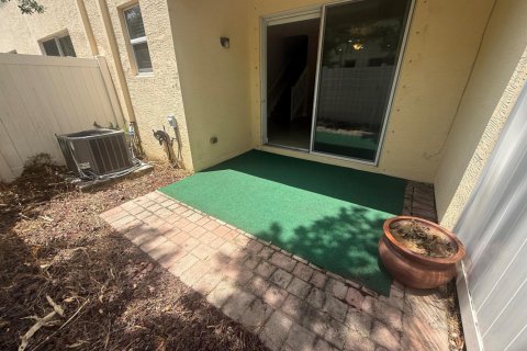 Touwnhouse à louer à Stuart, Floride: 3 chambres, 143.26 m2 № 2268286 - photo 23