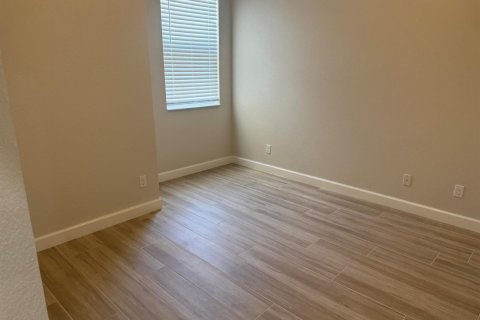 Touwnhouse à louer à Stuart, Floride: 3 chambres, 143.26 m2 № 2268286 - photo 22