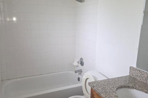 Apartment in Tampa, Florida 3 bedrooms, 94.76 sq.m. № 2157296 - photo 10