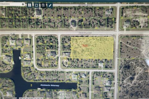 Commercial property in Port Charlotte, Florida № 1781805 - photo 1