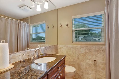 House in Winter Park, Florida 4 bedrooms, 192.77 sq.m. № 1781387 - photo 28