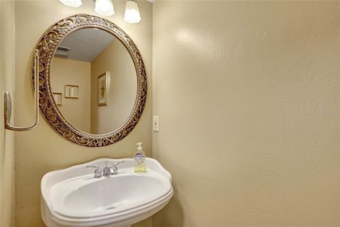House in Winter Park, Florida 4 bedrooms, 192.77 sq.m. № 1781387 - photo 2
