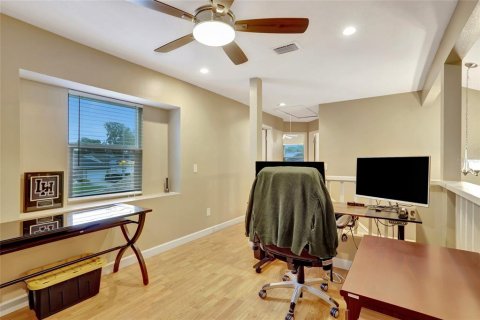 House in Winter Park, Florida 4 bedrooms, 192.77 sq.m. № 1781387 - photo 30