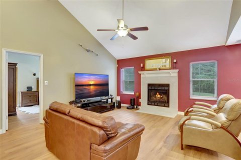 House in Winter Park, Florida 4 bedrooms, 192.77 sq.m. № 1781387 - photo 11