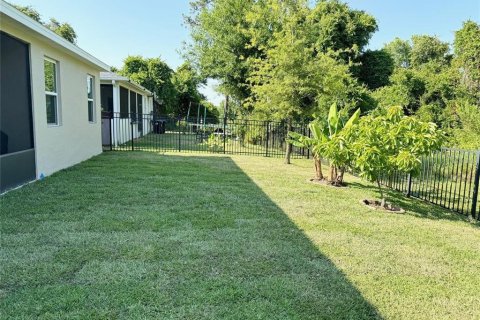 Villa ou maison à louer à Orlando, Floride: 4 chambres, 196.49 m2 № 2230355 - photo 17