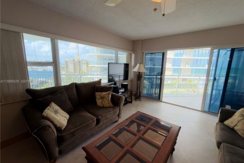 Copropriété à vendre à Pompano Beach, Floride: 2 chambres, 95.5 m2 № 2089717 - photo 15