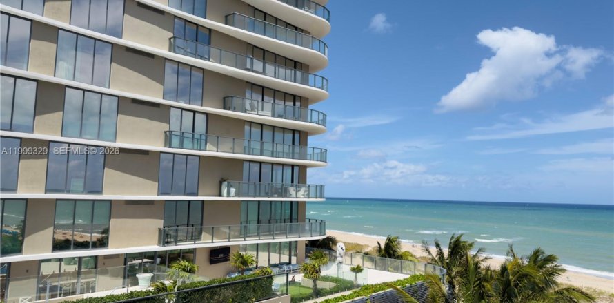 Condo à Pompano Beach, Floride, 2 chambres  № 2089717