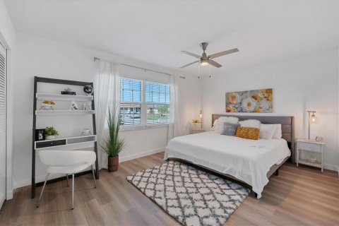 House in Port Charlotte, Florida 2 bedrooms, 99.22 sq.m. № 1217724 - photo 17