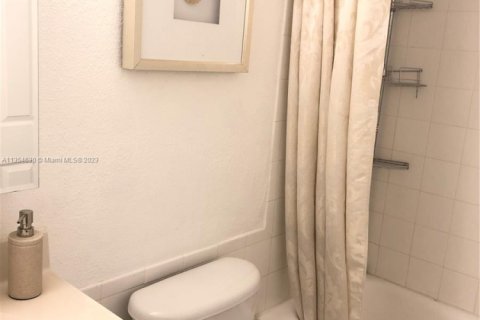 Copropriété à louer à Hollywood, Floride: 44.78 m2 № 1811758 - photo 13