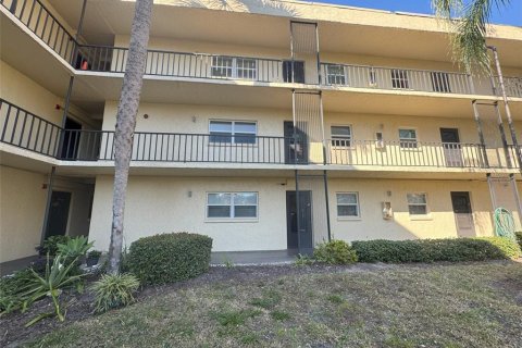 Condominio en venta en Largo, Florida, 2 dormitorios, 78.04 m2 № 1536556 - foto 1