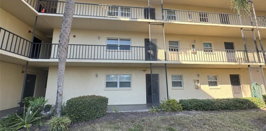 Condominio en Largo, Florida, 2 dormitorios  № 1536556