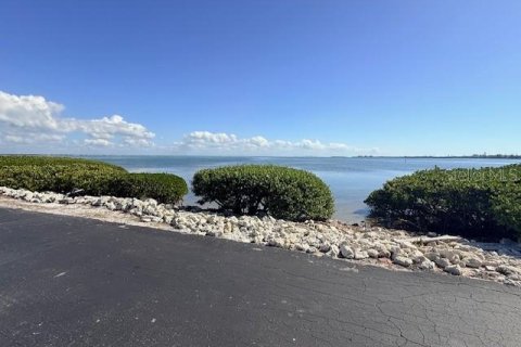 Condo in Longboat Key, Florida, 1 bedroom  № 2206177 - photo 6