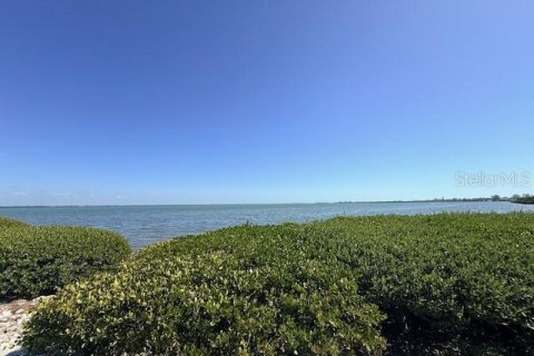 Condo in Longboat Key, Florida, 1 bedroom  № 2206177 - photo 18