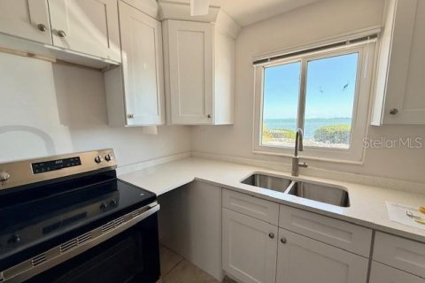 Condo in Longboat Key, Florida, 1 bedroom  № 2206177 - photo 4