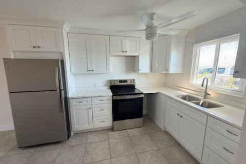 Condo in Longboat Key, Florida, 1 bedroom  № 2206177 - photo 3