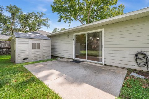 House in Alachua, Florida 3 bedrooms, 126.25 sq.m. № 1914972 - photo 5