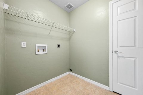 House in Alachua, Florida 3 bedrooms, 126.25 sq.m. № 1914972 - photo 25