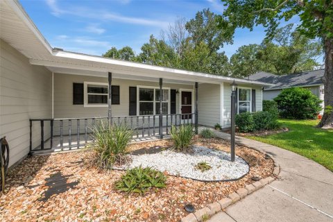 House in Alachua, Florida 3 bedrooms, 126.25 sq.m. № 1914972 - photo 3