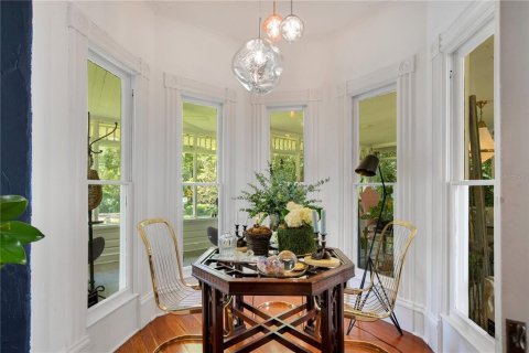 House in Orlando, Florida 6 bedrooms, 581.66 sq.m. № 1765205 - photo 23