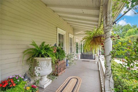 House in Orlando, Florida 6 bedrooms, 581.66 sq.m. № 1765205 - photo 8