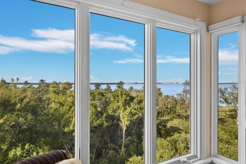Copropriété à vendre à Longboat Key, Floride: 3 chambres, 261.33 m2 № 2151404 - photo 28