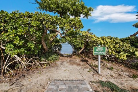 Copropriété à vendre à Longboat Key, Floride: 3 chambres, 261.33 m2 № 2151404 - photo 11