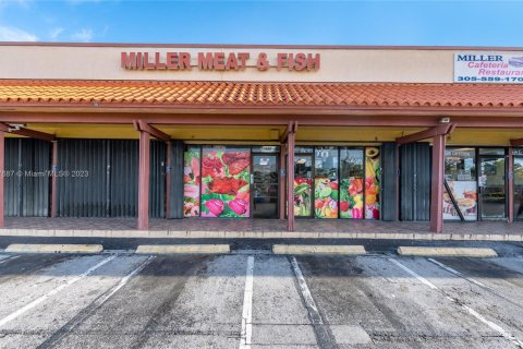 Commercial property in Miami, Florida № 1960479 - photo 8