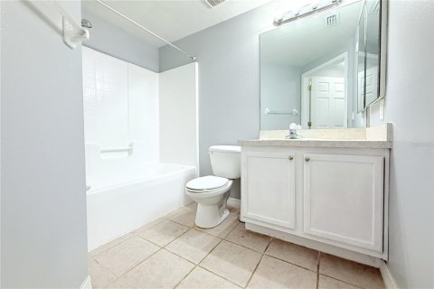 Condo in Riverview, Florida, 3 bedrooms  № 1900364 - photo 15