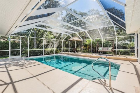 House in Hudson, Florida 4 bedrooms, 221.01 sq.m. № 1514545 - photo 10