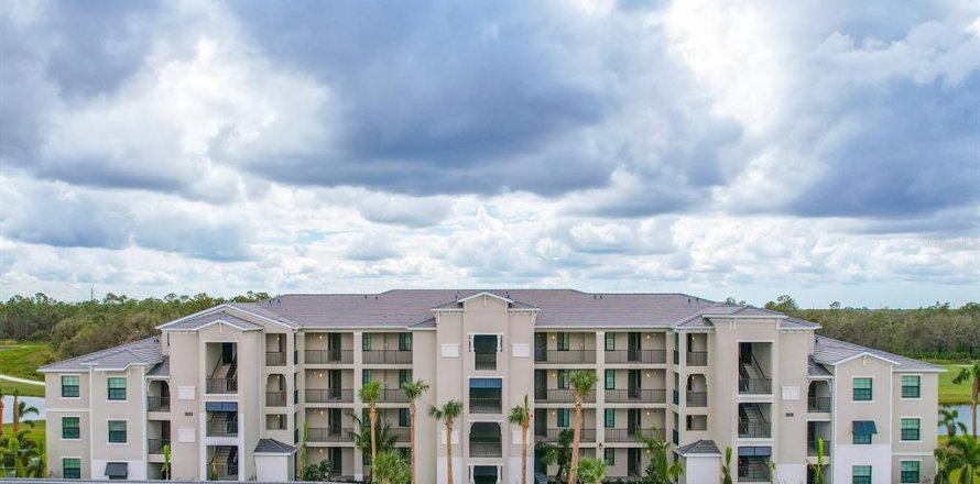 Condominio en Bradenton, Florida, 2 dormitorios № 2107007