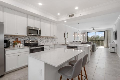Condominio en alquiler en Bradenton, Florida, 2 dormitorios, 104.14 m2 № 2107007 - foto 3
