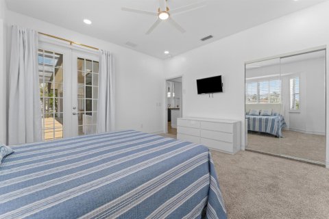 House in Port Charlotte, Florida 3 bedrooms, 206.34 sq.m. № 2183473 - photo 21