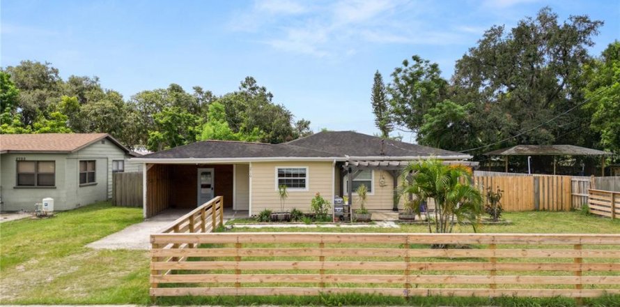 Villa ou maison à Eaton Park, Floride 3 chambres, 170.94 m2 № 1869178