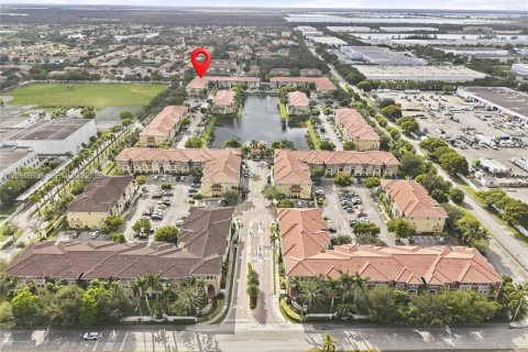 Condominio en venta en Doral, Florida, 3 dormitorios, 139.63 m2 № 2393258 - foto 28