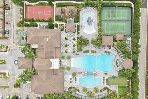 Condominio en venta en Doral, Florida, 3 dormitorios, 139.63 m2 № 2393258 - foto 30