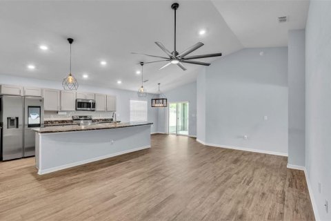 House in Lakeland, Florida 4 bedrooms, 164.72 sq.m. № 1876205 - photo 7