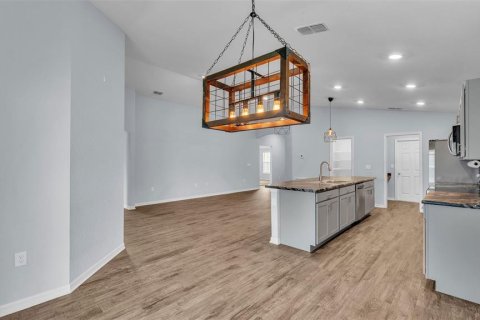 House in Lakeland, Florida 4 bedrooms, 164.72 sq.m. № 1876205 - photo 14