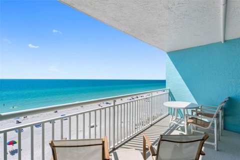 Condo in Indian Rocks Beach, Florida, 1 bedroom № 2233152 - photo 6