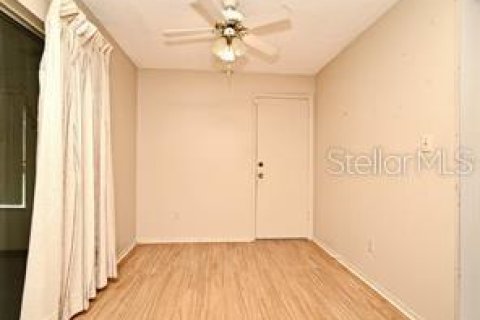 Villa ou maison à vendre à Kissimmee, Floride: 3 chambres, 151.52 m2 № 2400456 - photo 6