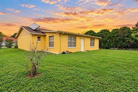 Villa ou maison à vendre à Kissimmee, Floride: 3 chambres, 151.52 m2 № 2400456 - photo 22